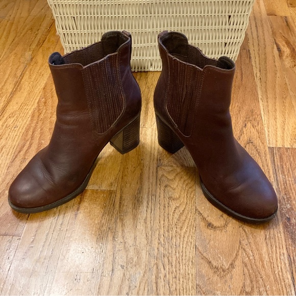 Timberland Atlantic Heights Leather Slip On Heeled Chelsea Booties - Picture 12 of 13